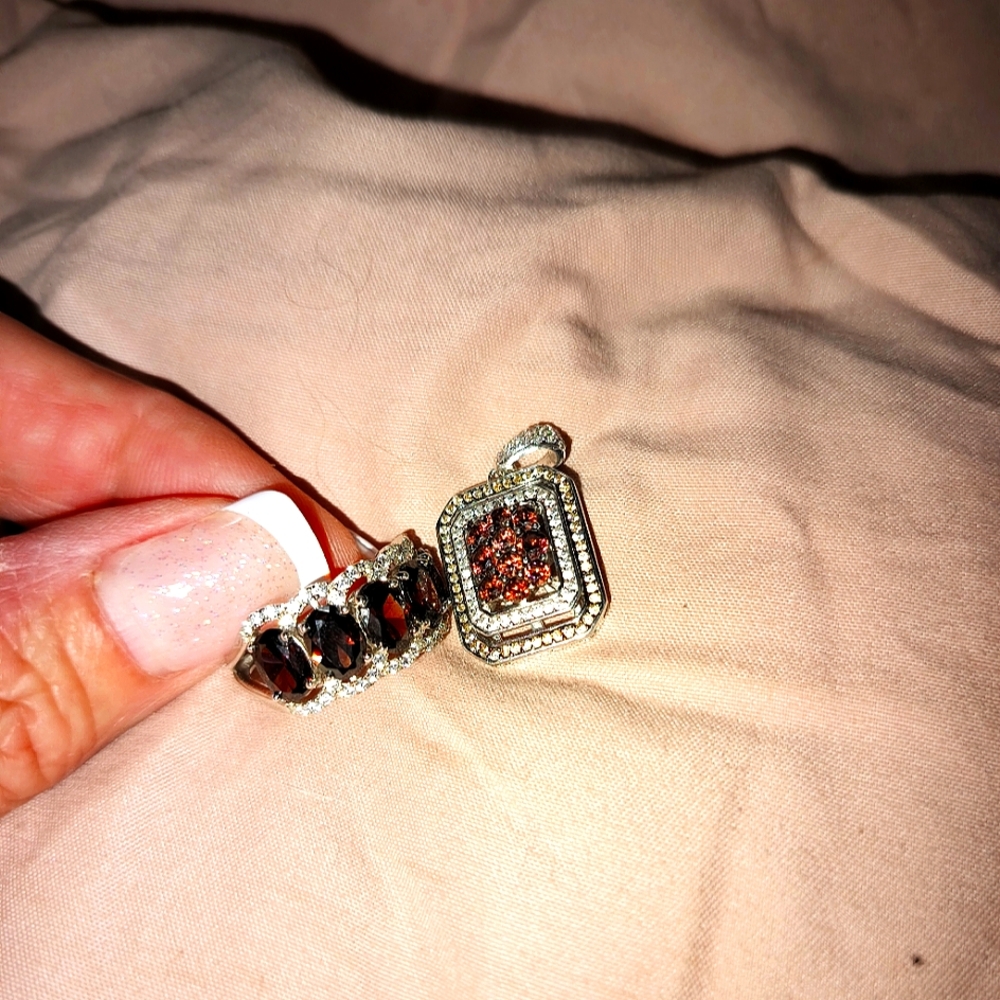 Mocha And Champage Simulant Ring And Pendant Size 8